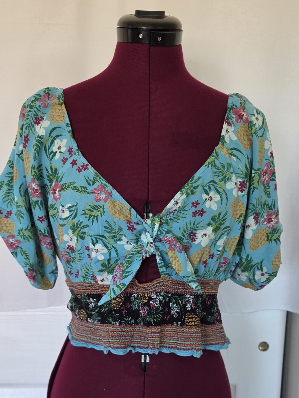 Angie Turquoise Pineapple Floral Puff Sleeves Size M Smocked Crop Top